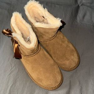 Bearpaw Low Boots